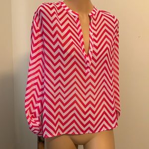 A.N.A. Petite M semi sheer convertible sleeve top.